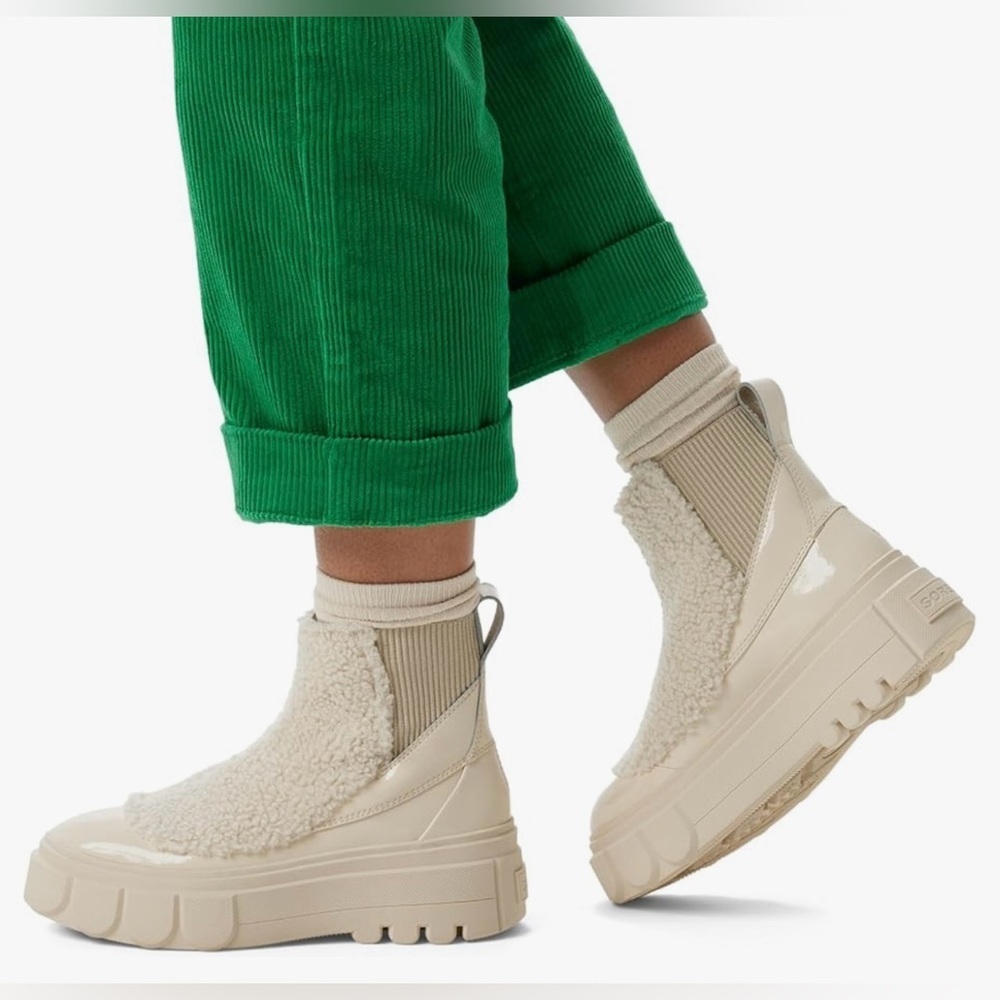 SOREL Caribou X Boot Cozy Faux Shearling Trim Chelsea Boots Sz 11